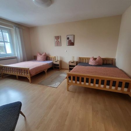 Geraeumige Wohnungen Zentrumsnah Schwandorf Dış mekan fotoğraf